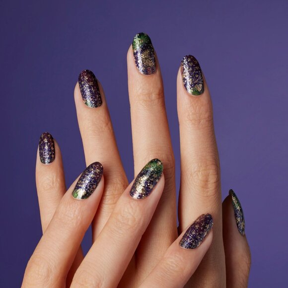 Color Street- Retired Nail Set- Infinity Love - Picture 2 of 2